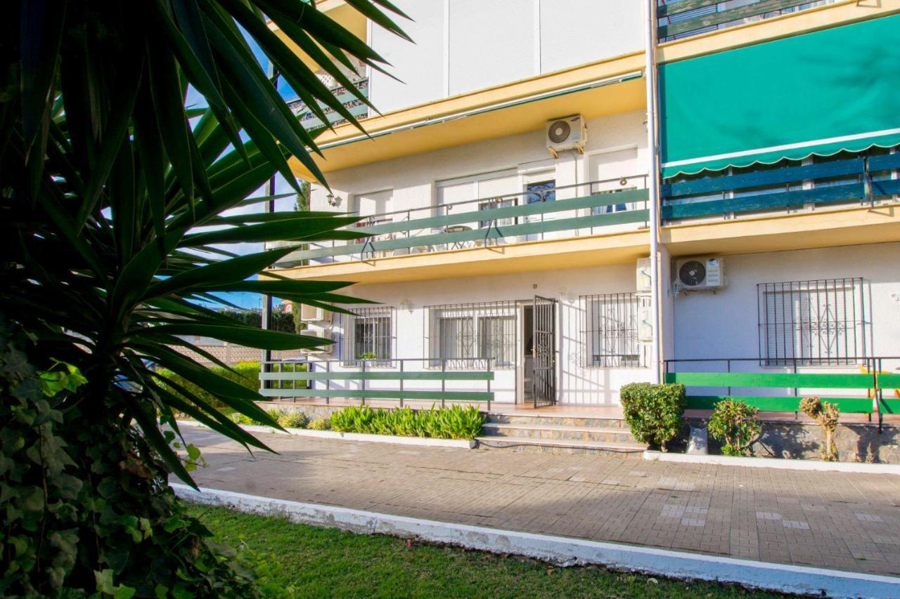 Apartamentos Los Alamos Sardinero Torremolinos Luaran gambar