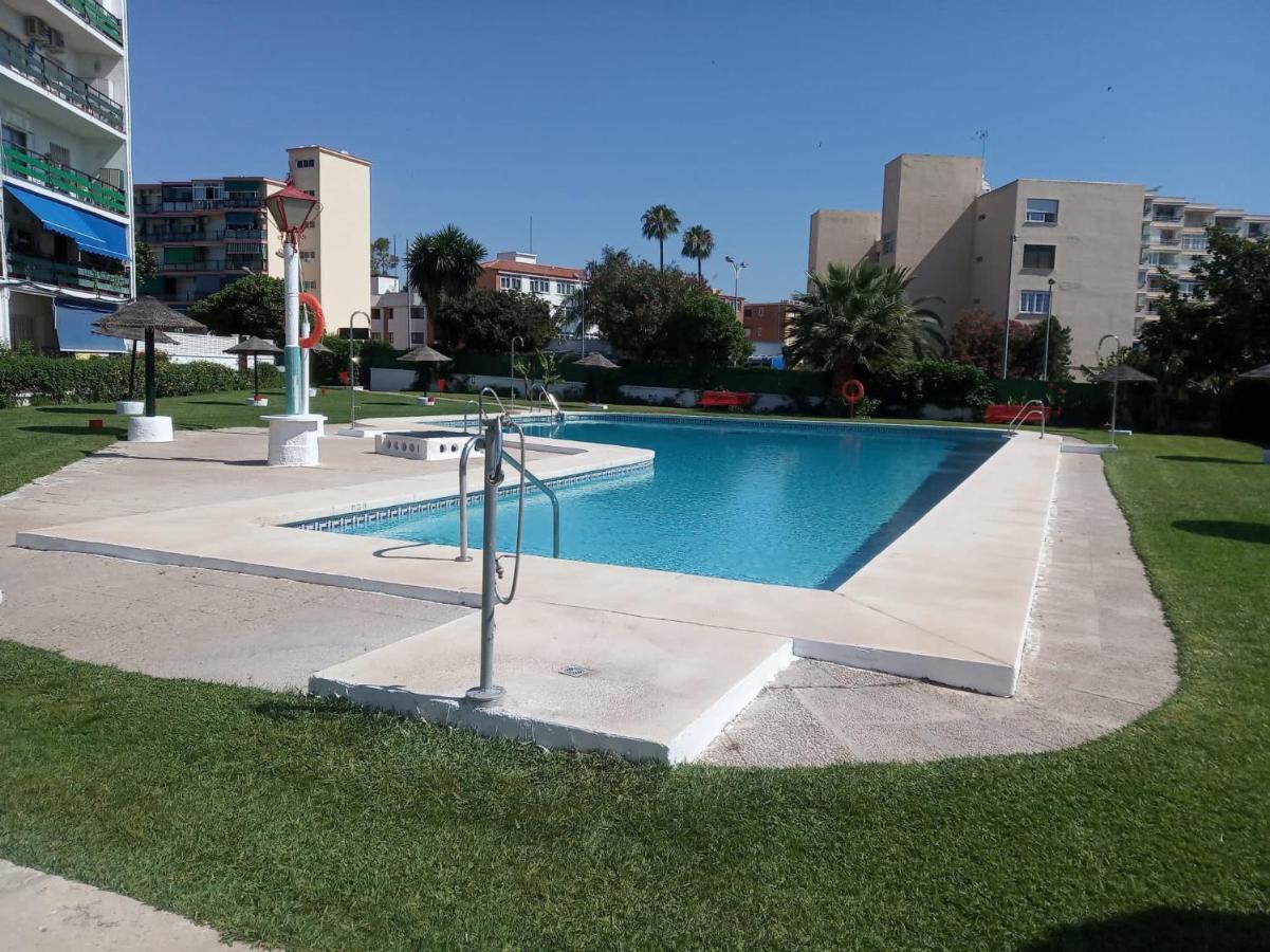 Apartamentos Los Alamos Sardinero Torremolinos Luaran gambar